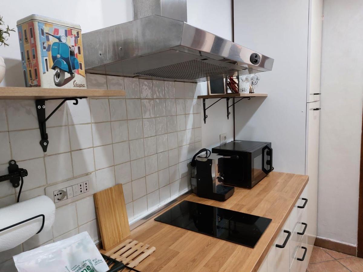 Casa Ninetta - Spaccanapoli - Il Tipico Pianterreno Della Napoli Antica! Buitenkant foto